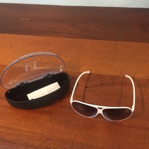 ARMANI EXCHANGE SUNGLASSES WITH CASE